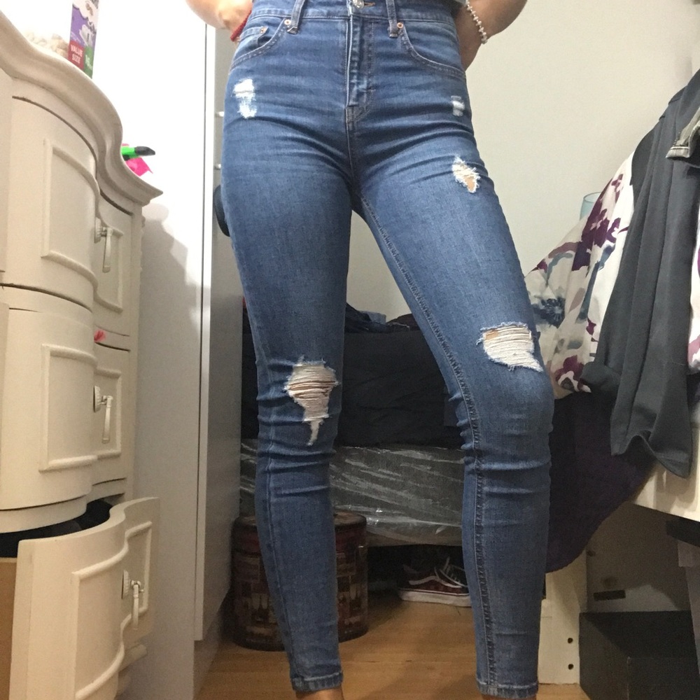 Jeans